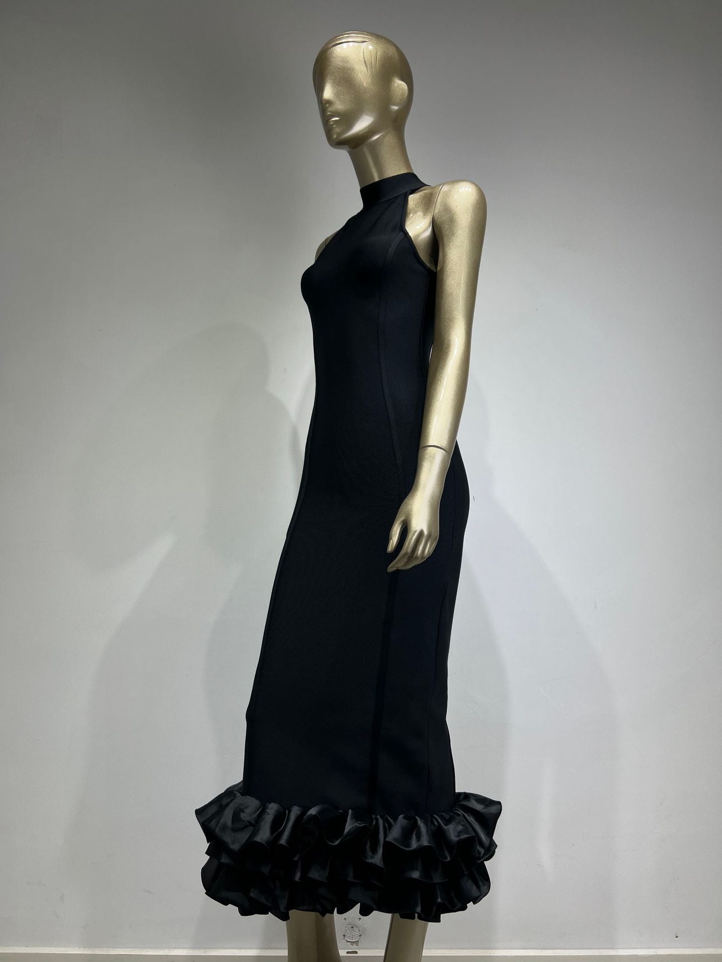 Elegant Sleeveless Cascading Dress