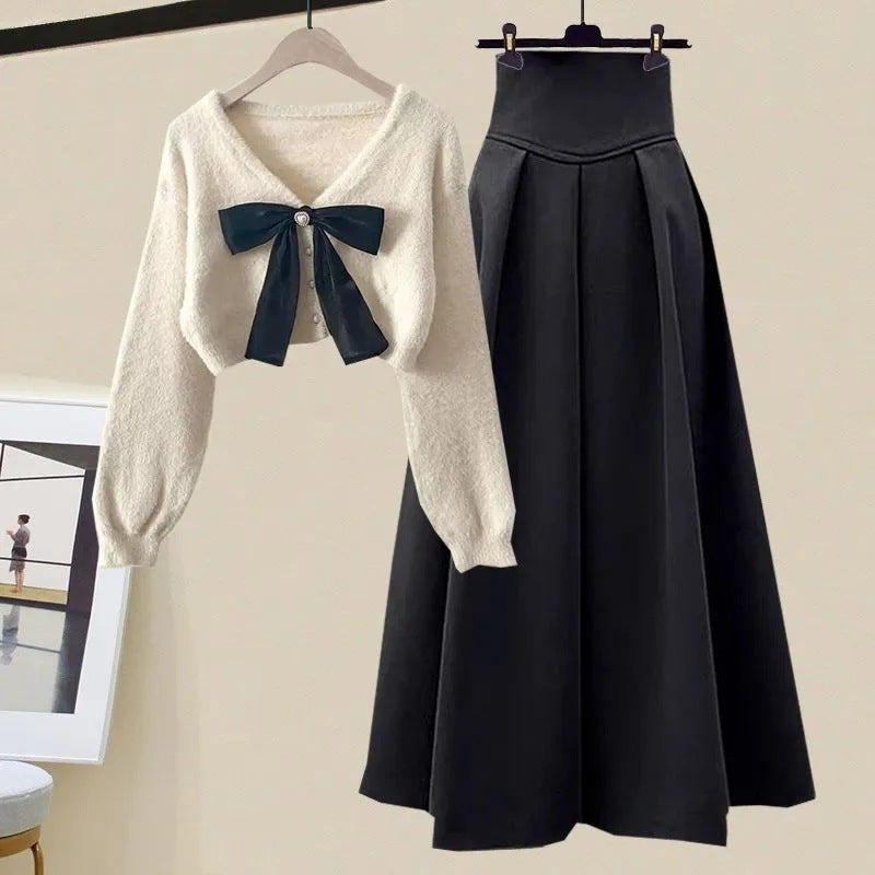Knitted Blouse With Turtleneck Vest And Skirt