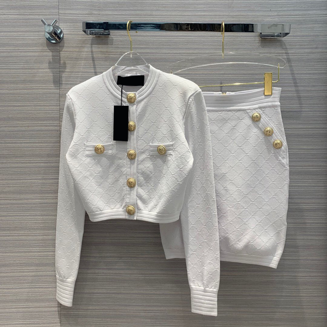 Snap Buttoned Shoulder Pad Knitted Set
