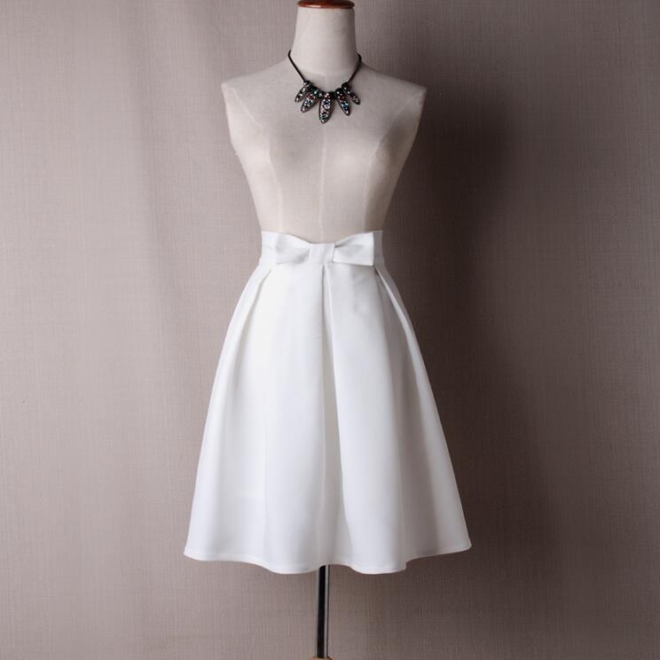 Solid color skirt