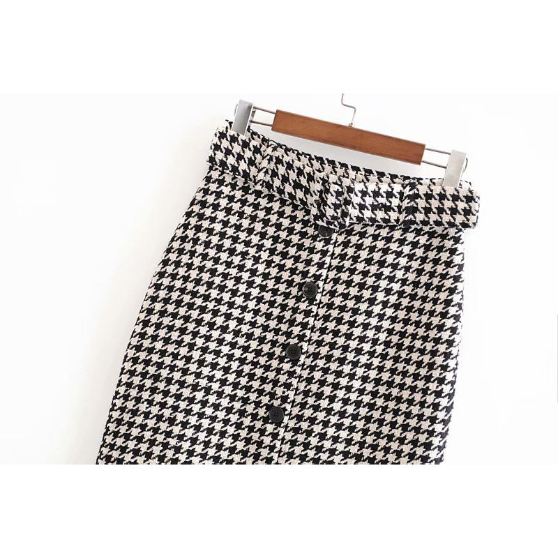 Long squared skirt