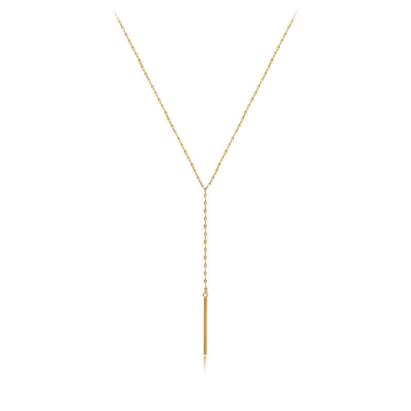 Minimalist style necklace