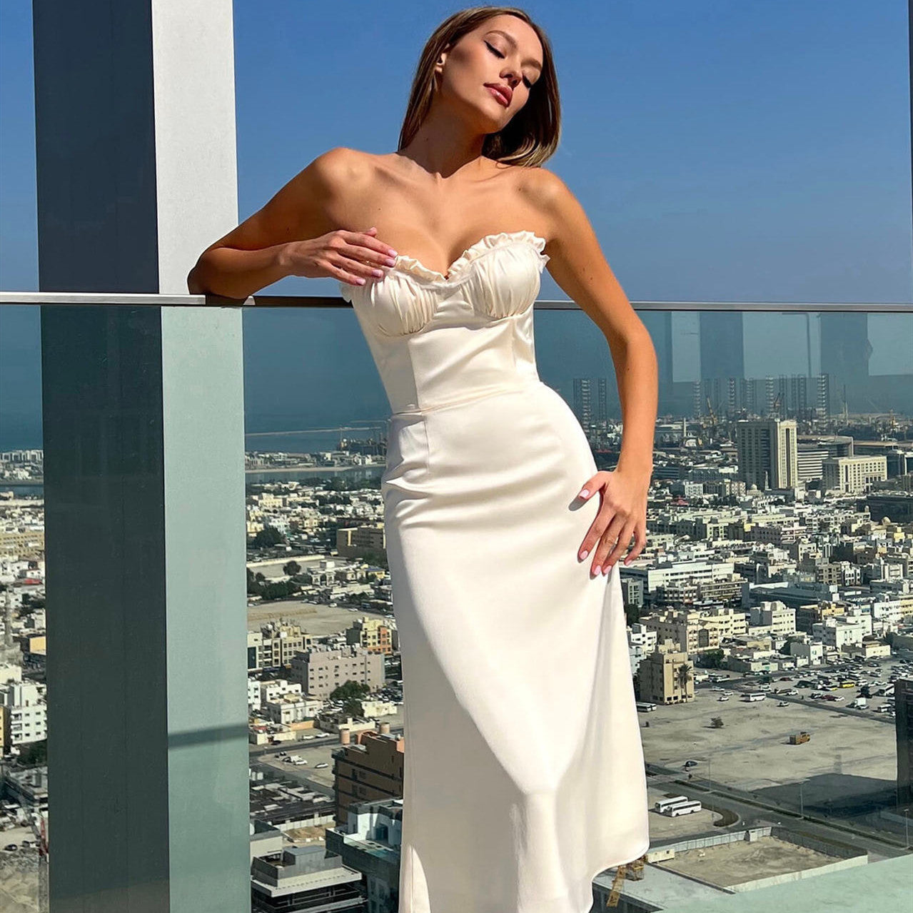 Flower Edge Draped Mid-length Dress