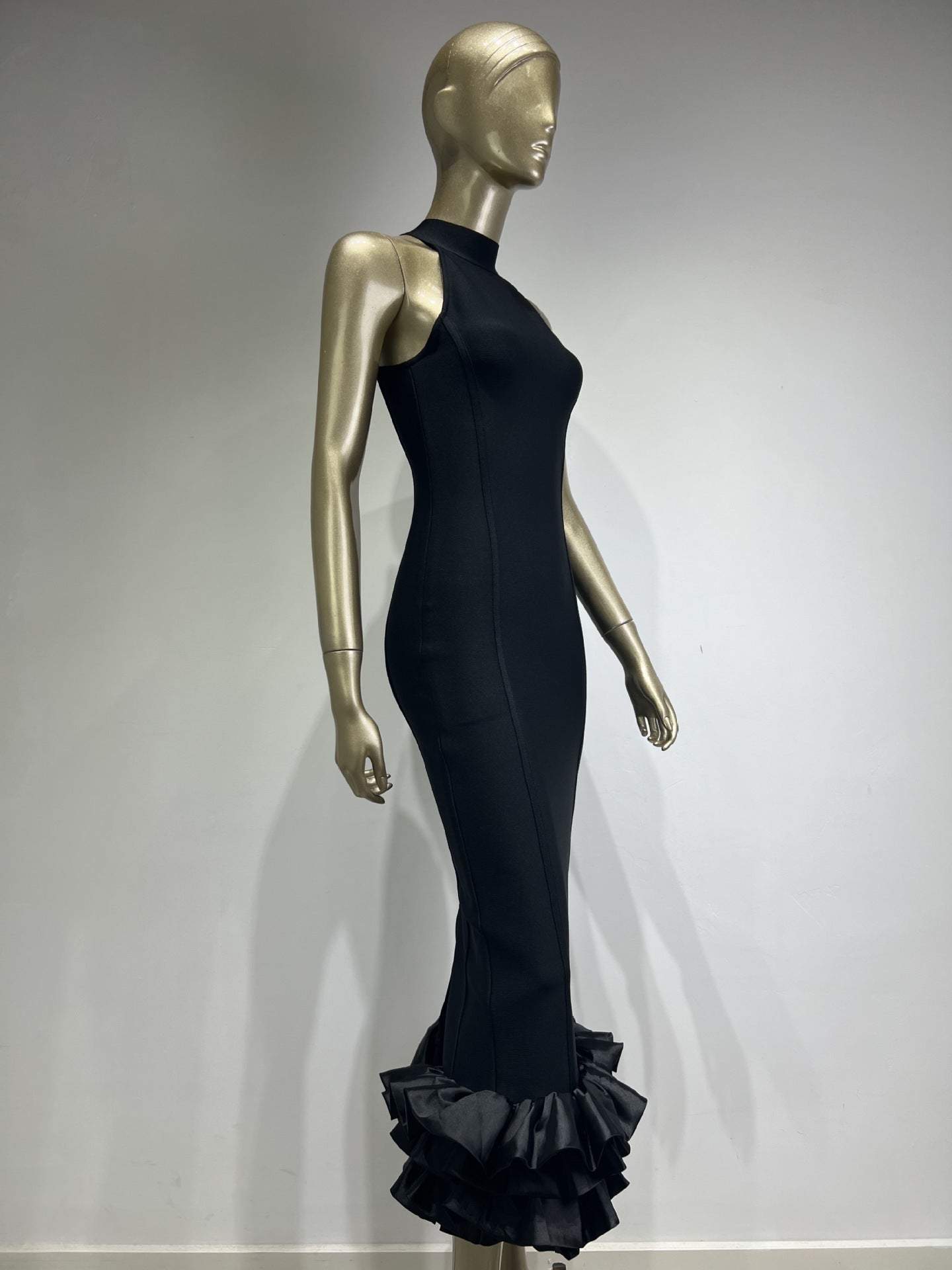 Elegant Sleeveless Cascading Dress