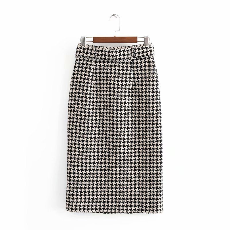 Long squared skirt