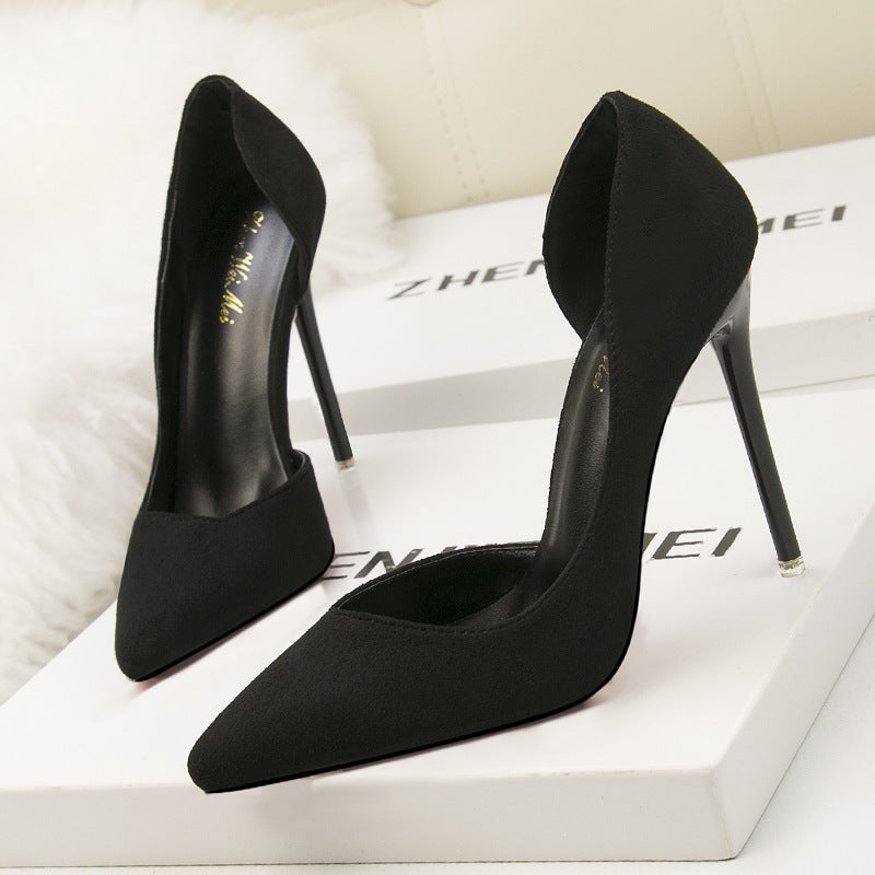 Low-cut Pointed-toe Shoes
