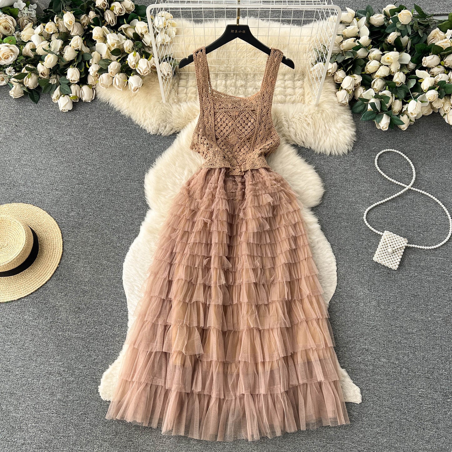 Elegant U-collar Waist Slimming Mesh Dress