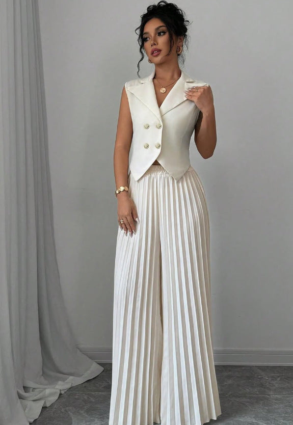 Sleeveless Suit