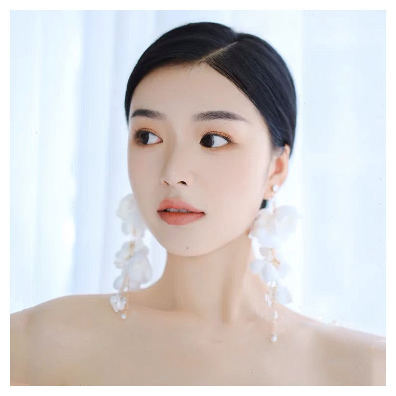 White Small Flower Tassel Wedding Dress Earrings