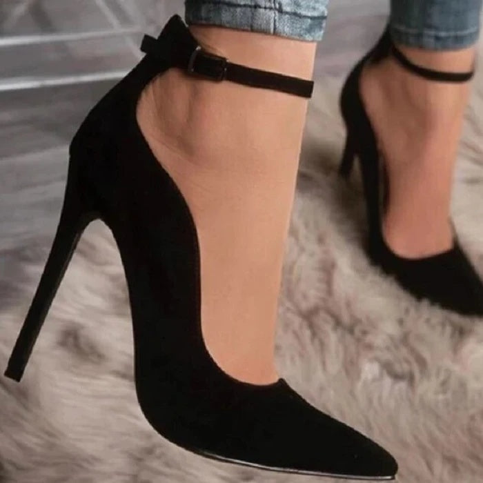 Solid pointed high heels