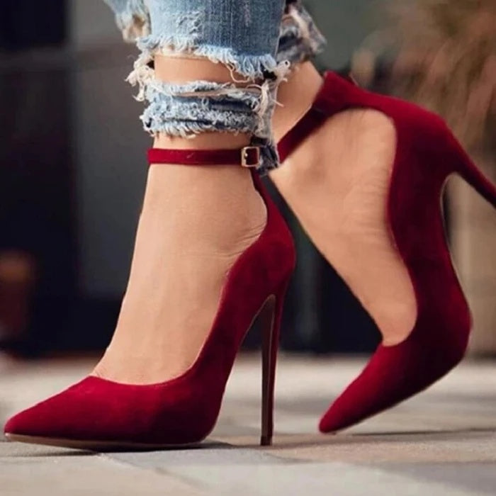 Solid pointed high heels