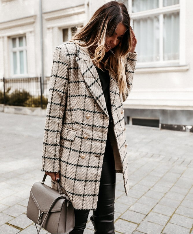 Long-sleeved double-breasted woolen coat