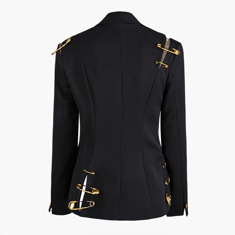 Hollowed-out pin coat