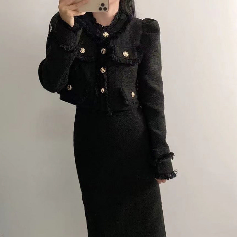 Slim-looking Suit