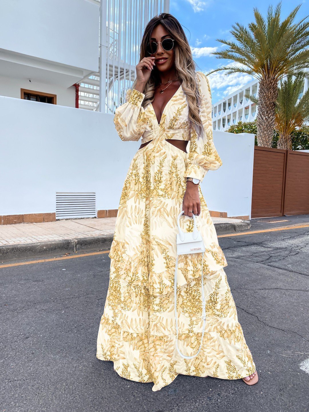 Elegant Hollow Floor V-neck Long-sleeved Dress