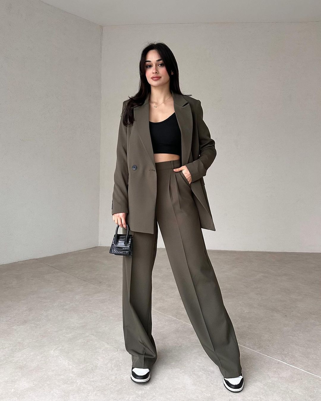 Trousers Suit