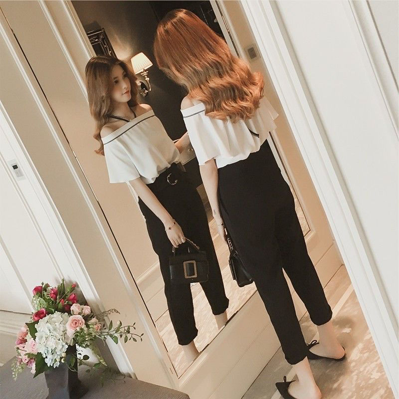 Halter Off-shoulder Ruffled Top