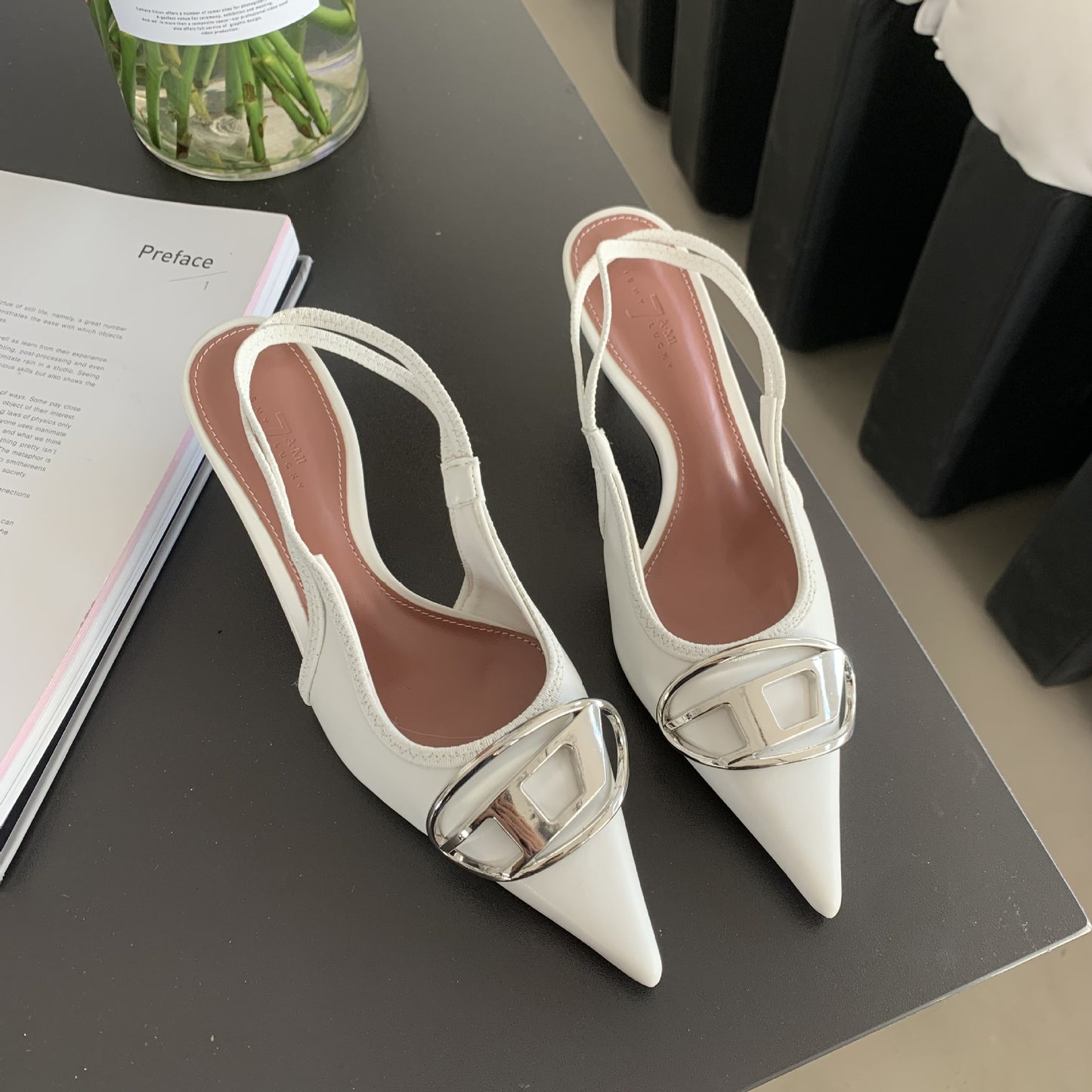 Shallow Slim Pointed Heels