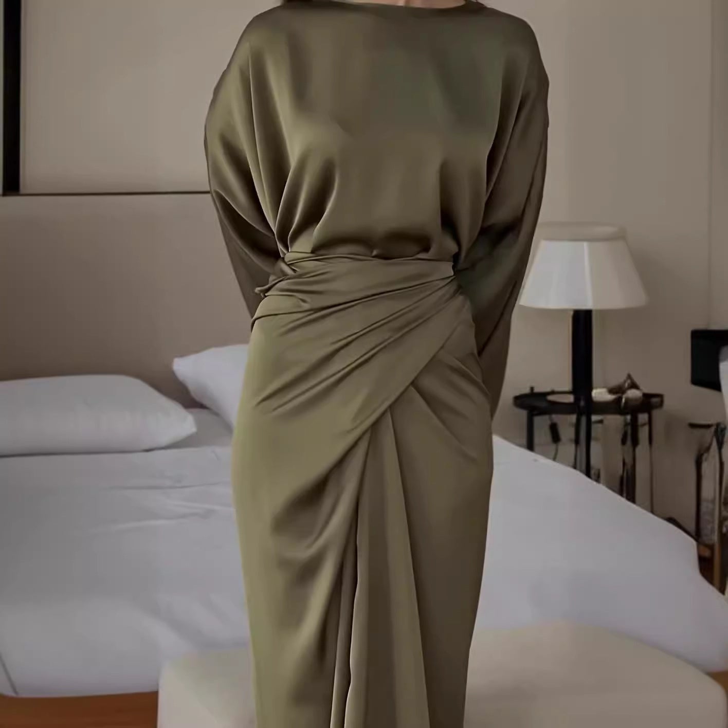 Waist Slimming Solid Color Dress
