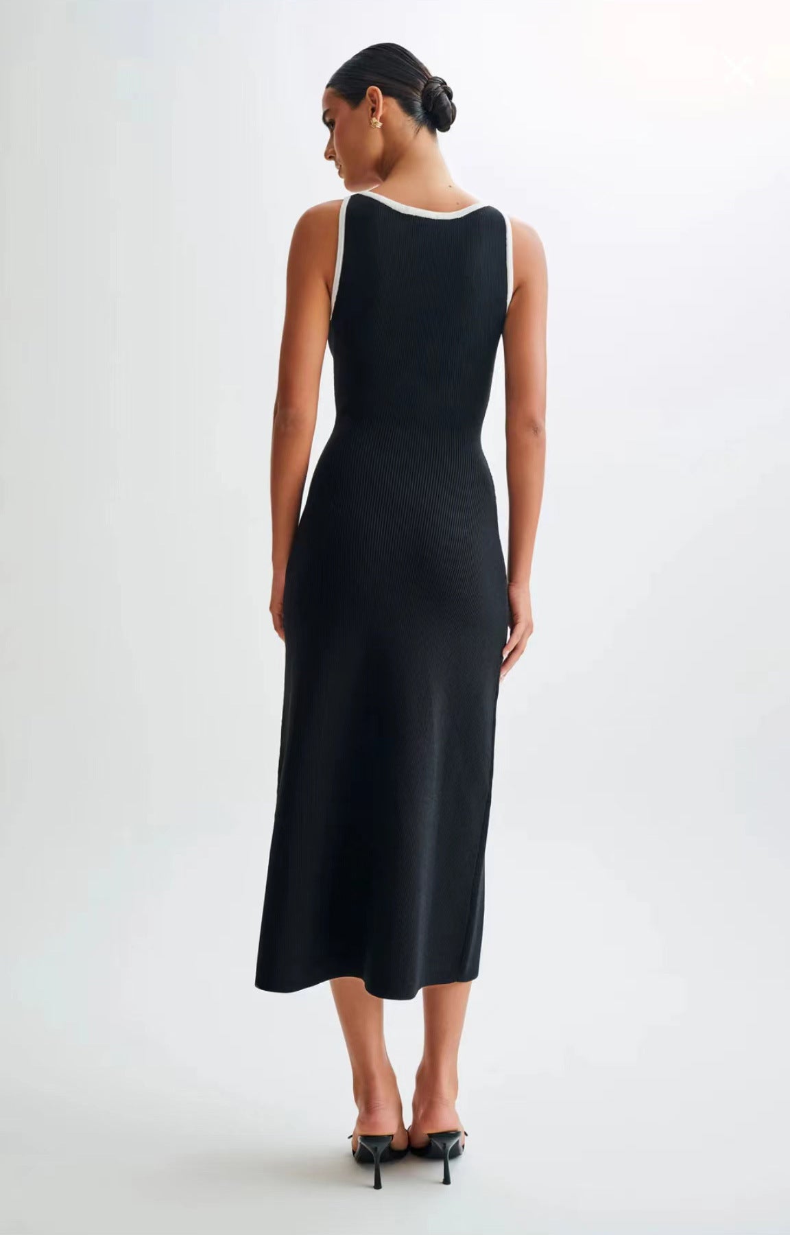 Fashion Black Elegant Woolen Dress