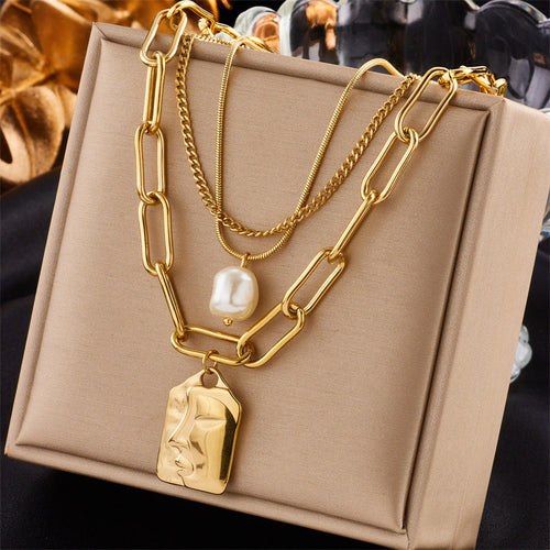 Chic Accesories