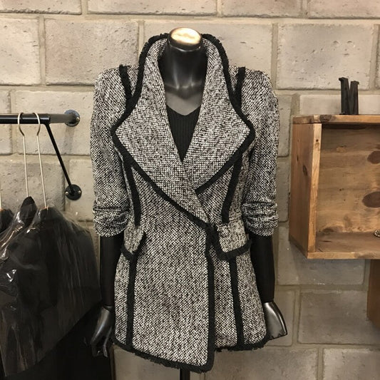 Short woolen coat