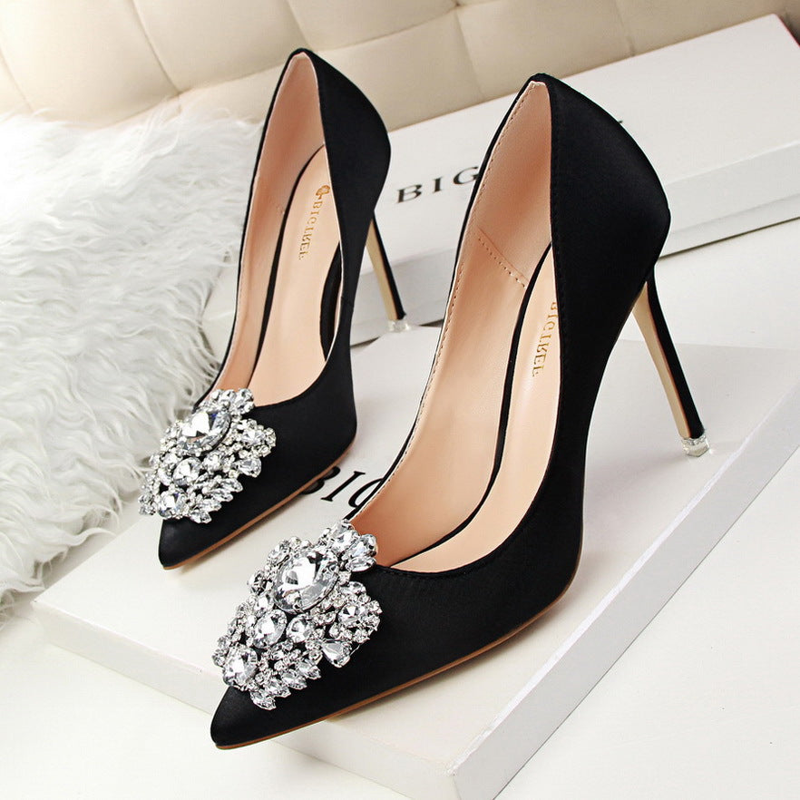 Black High Heels With Broach