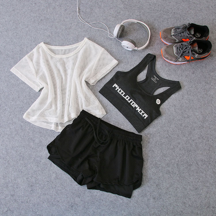 M Chic Boutique fast dry running activewear set, lightweight and breathable athletic clothing for women.