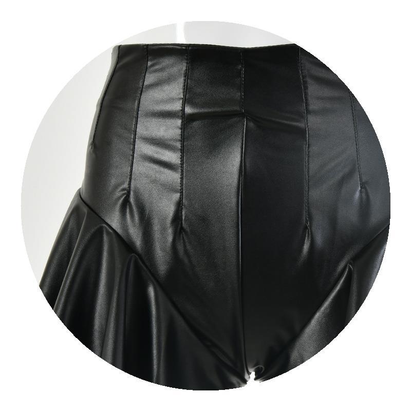 Wide Skirt Short