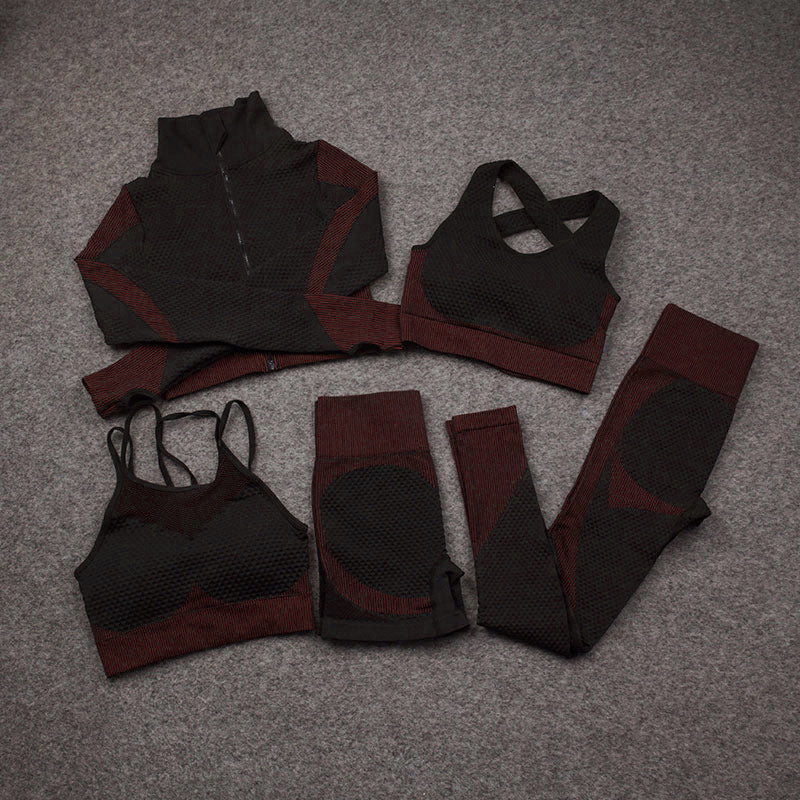 M Chic Boutique quick-drying knitted gym suit, activewear set with breathable fabric and a fitted design for workout comfort.