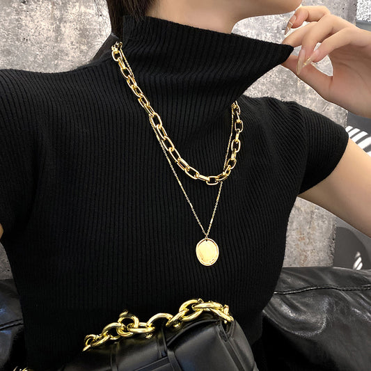 Metal medallion chain