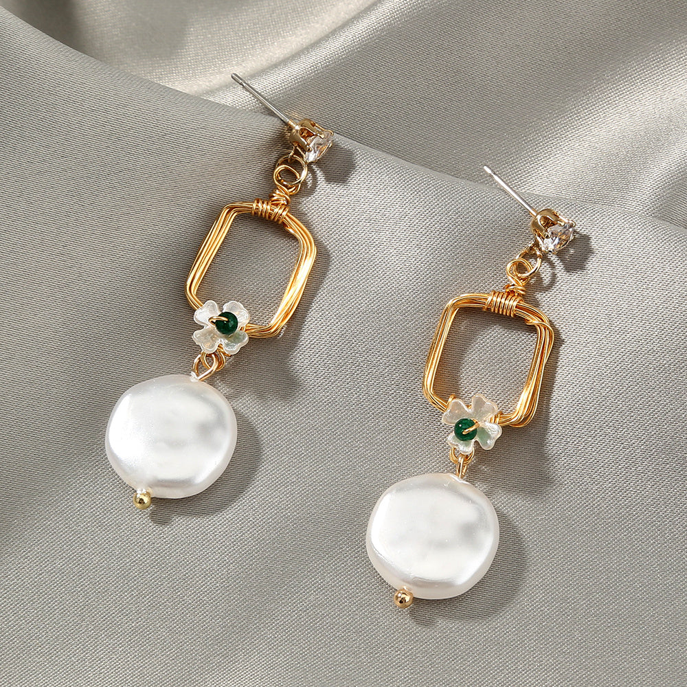 Long geometric baroque pearl earrings