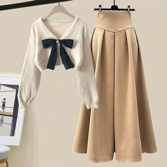 Knitted Blouse With Turtleneck Vest And Skirt