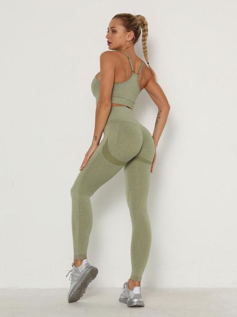 M Chic Boutique breathable gym activewear set featuring a supportive sports bra and matching leggings for workout comfort.
