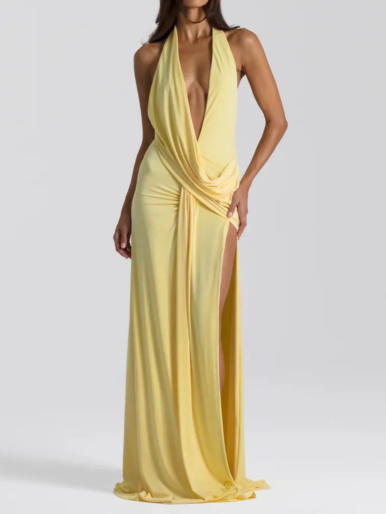 Minimalist And Elegant Ribbon-Trimmed Dress