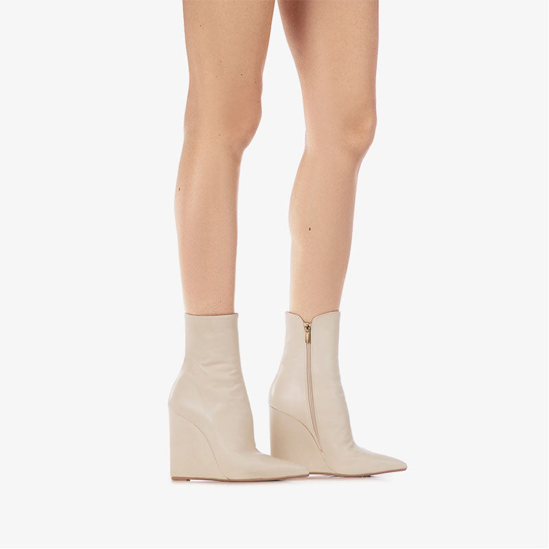 Pointed Toe Wedge Ankle Boots