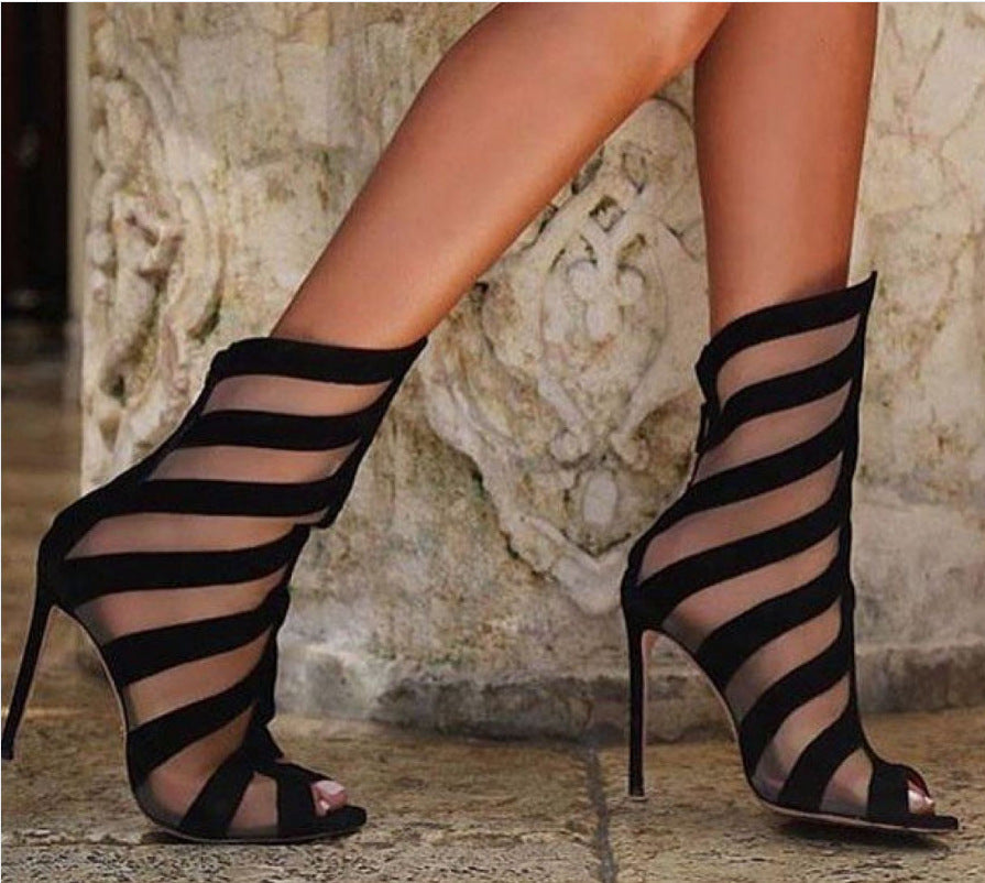 Cool boots fish mouth high heel