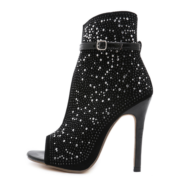 Cutout slim super high heel