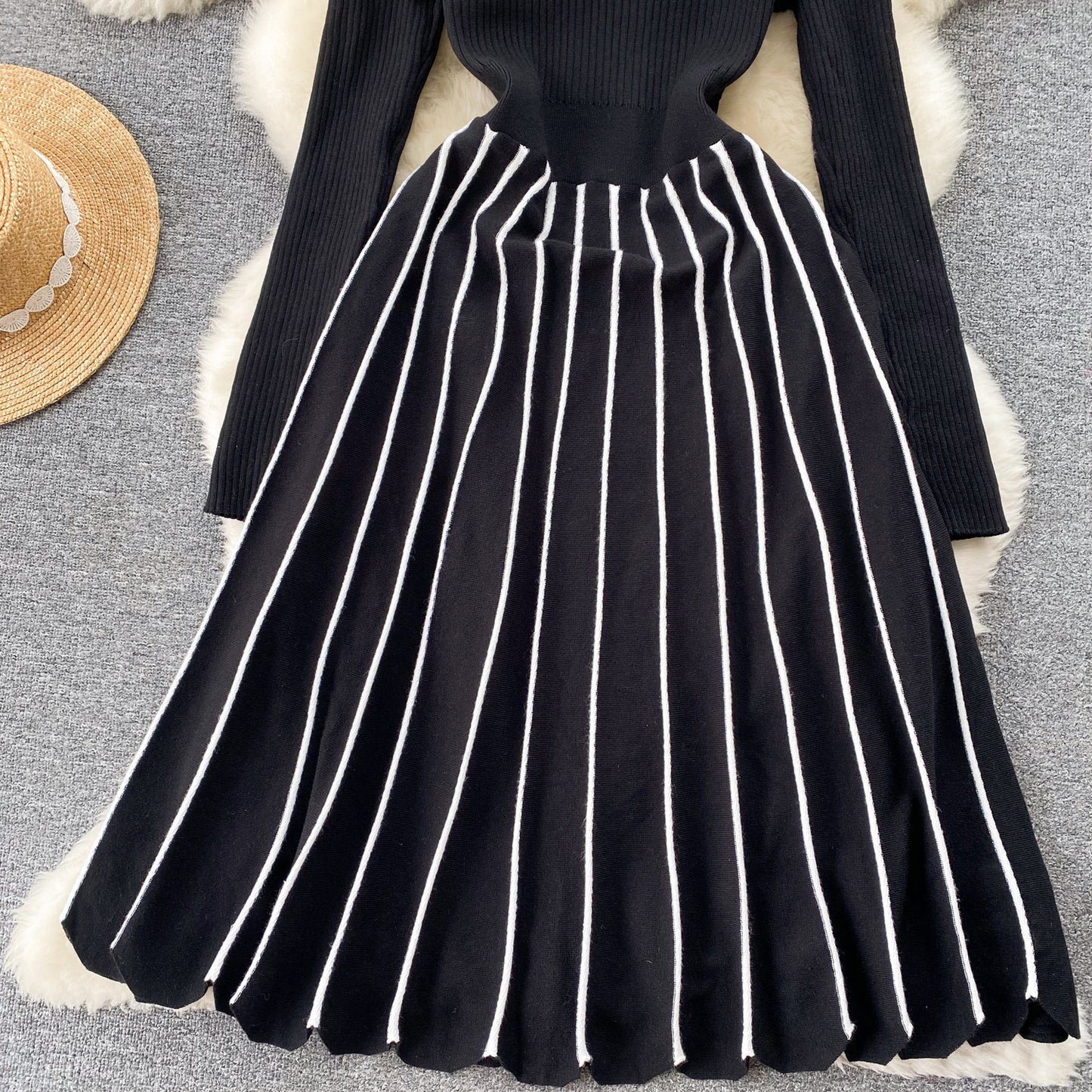 Retro Socialite Style Striped Knitted Dress