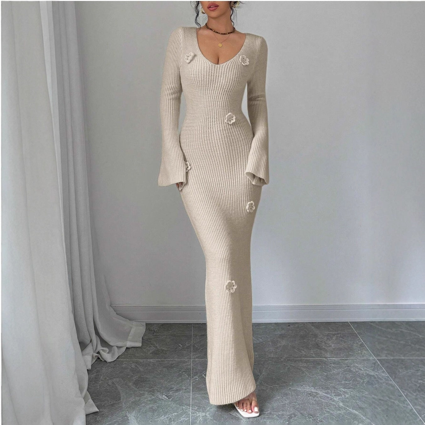 V-neck Waist Trimming Knitted Dress