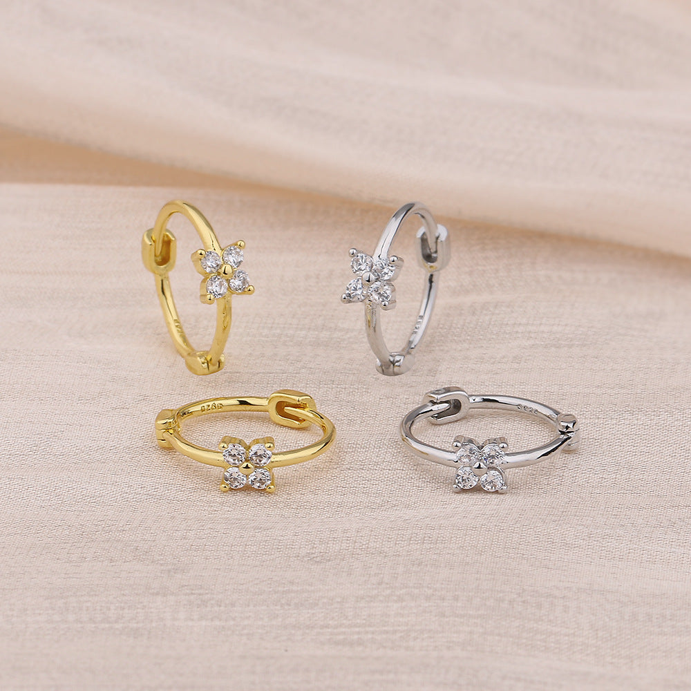 Simple Socialite Style Otica Ear Ring
