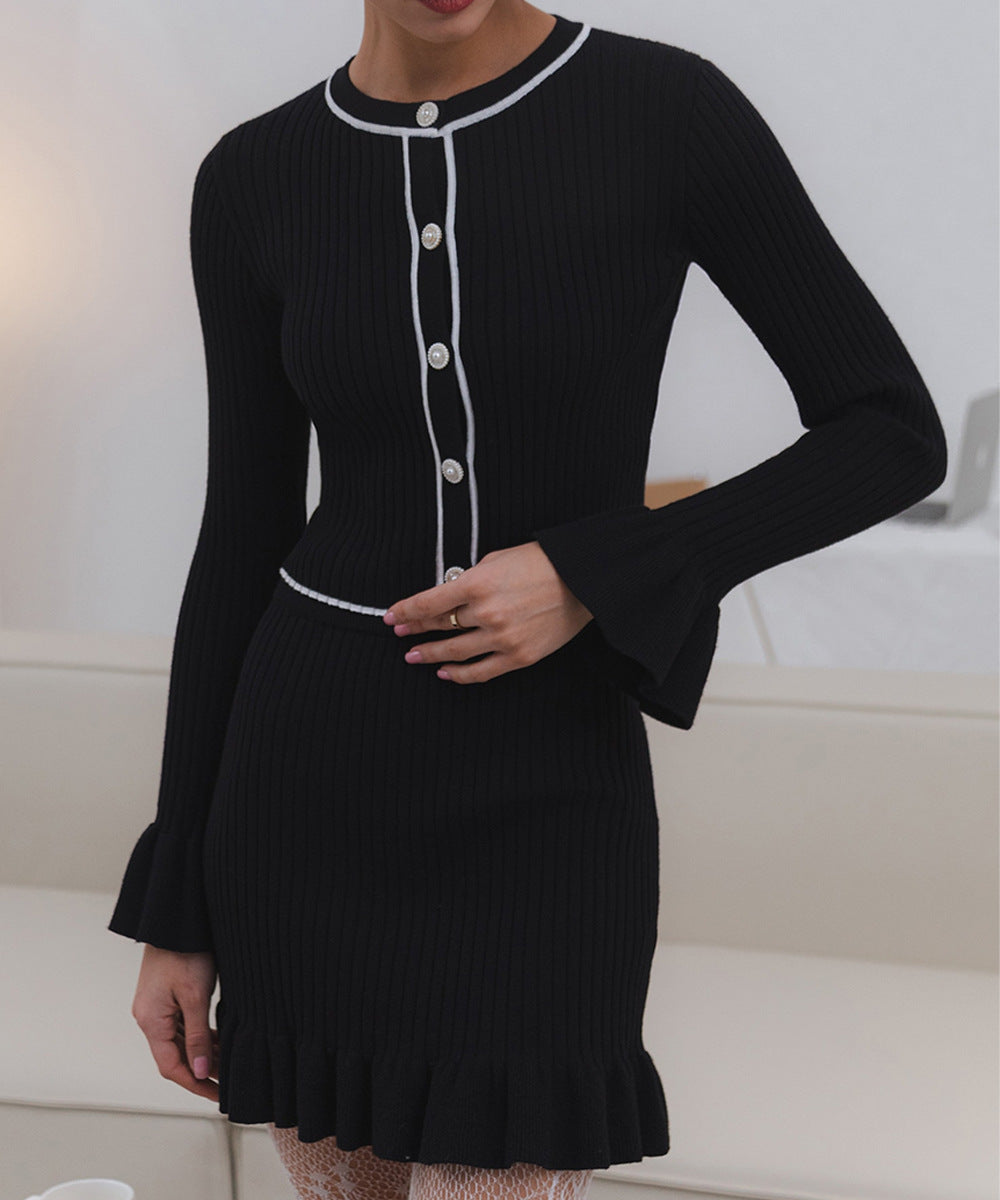 M Chic Boutique knitted two-piece set featuring a cozy sweater and matching bottoms in soft fabric.
