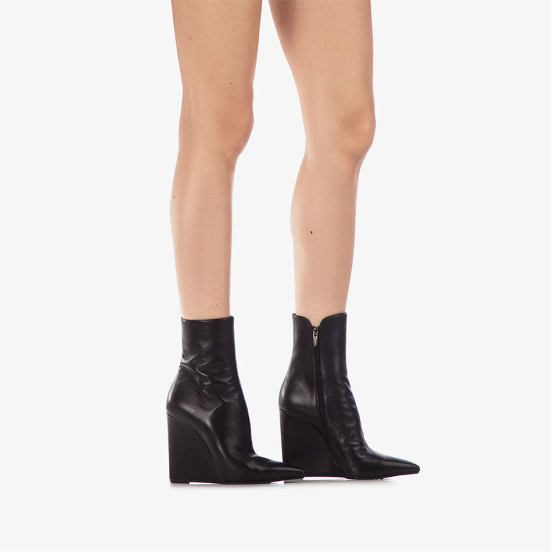 Pointed Toe Wedge Ankle Boots