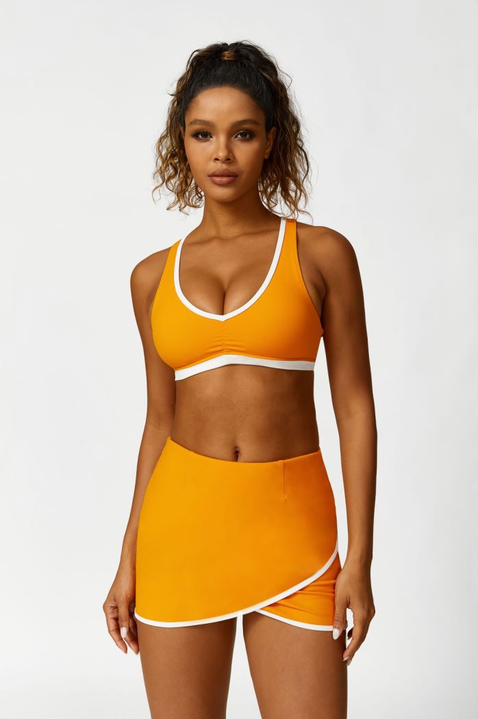 M Chic Boutique yoga suit set, stylish activewear with matching top and leggings, ideal for yoga and workout sessions