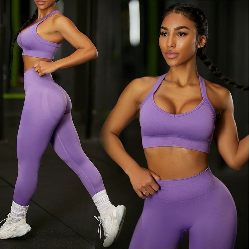 M Chic Boutique sport solid color activewear set featuring a fitted crop top and matching high-waisted leggings.